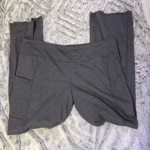 *JUNIORS* Slightly flared with side phone pockets